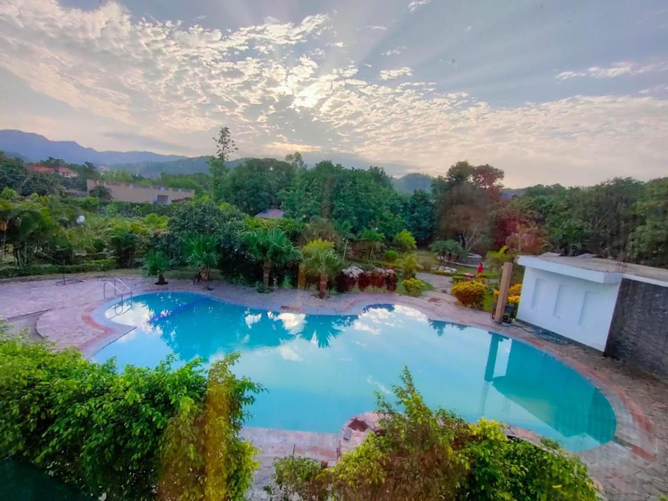 Corbett Wild Resorts & Spa Garjia Exteriér fotografie