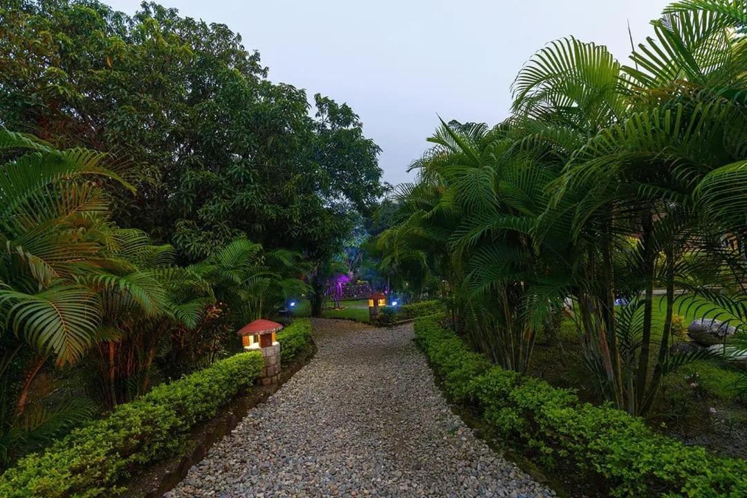 Corbett Wild Resorts & Spa Garjia Exteriér fotografie