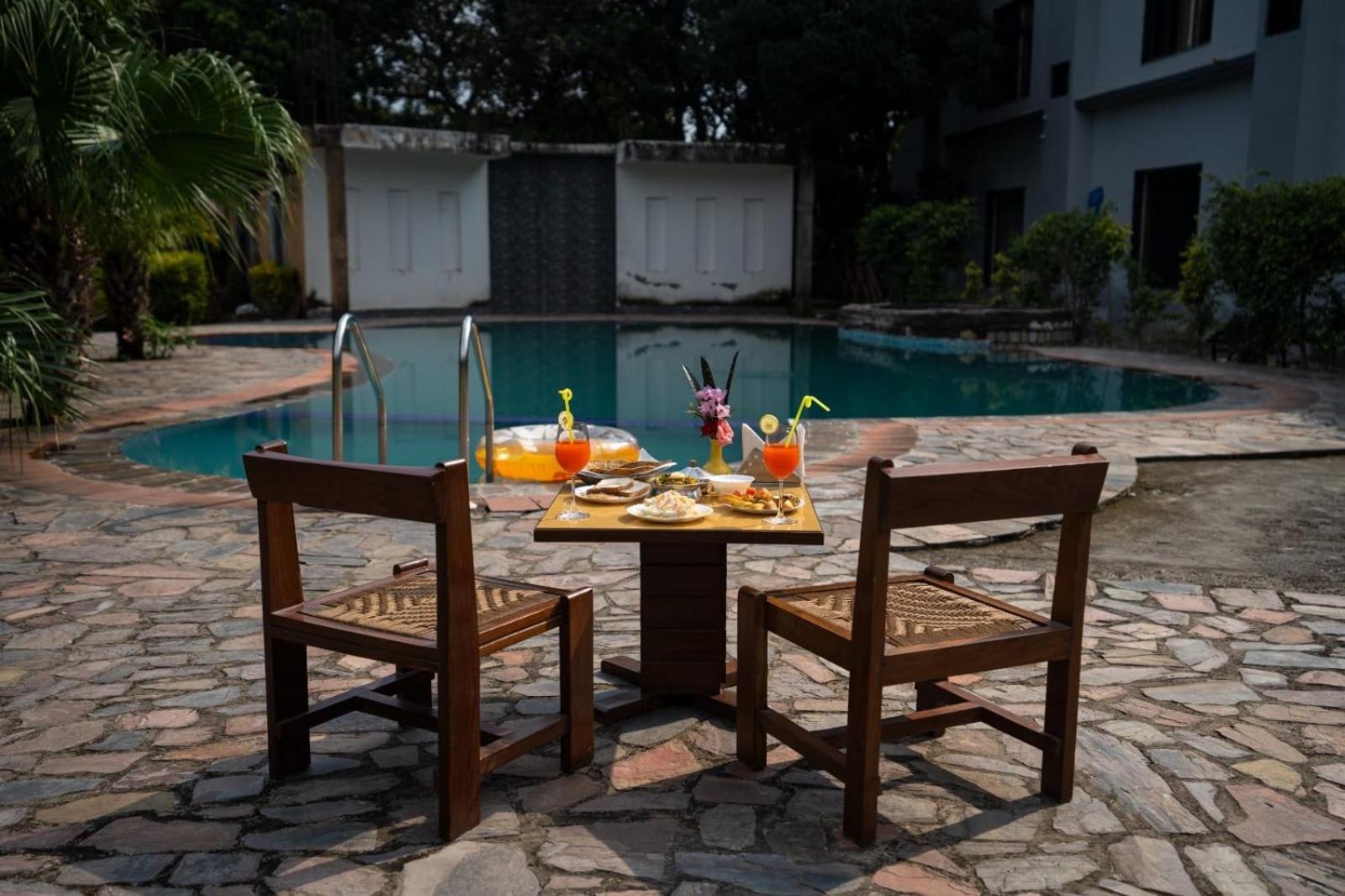 Corbett Wild Resorts & Spa Garjia Exteriér fotografie